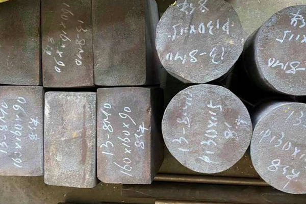 13-8 Mo stainless steel round bars and square billets stock S13800