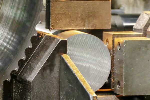 Precision sawing and cutting service for 13-8 Mo stainless steel bar